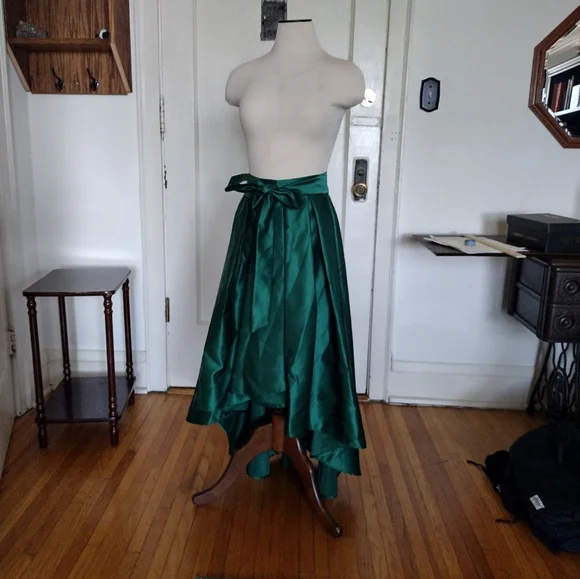 NWT Evergreen Satin Skirt - Picture 1 of 6